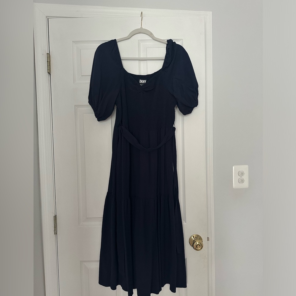 DKNY new with tag navy dress puff sleeve midi casual